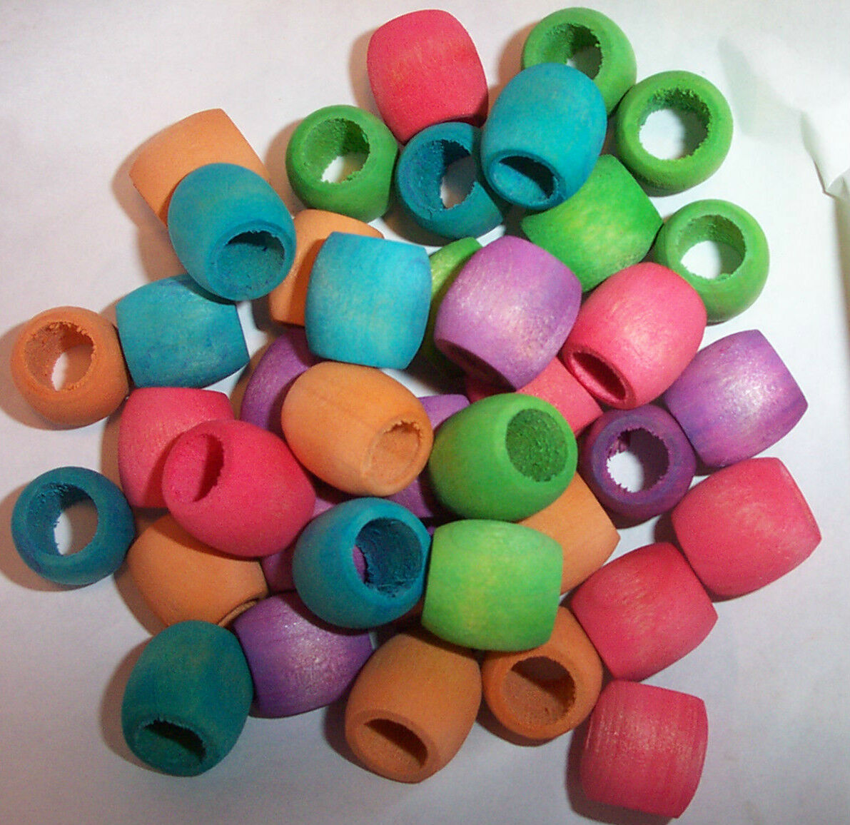 40 Wood 5/8" Large Colored Barrel Beads Parrot Bird Toy Parts Craft Parts  New
