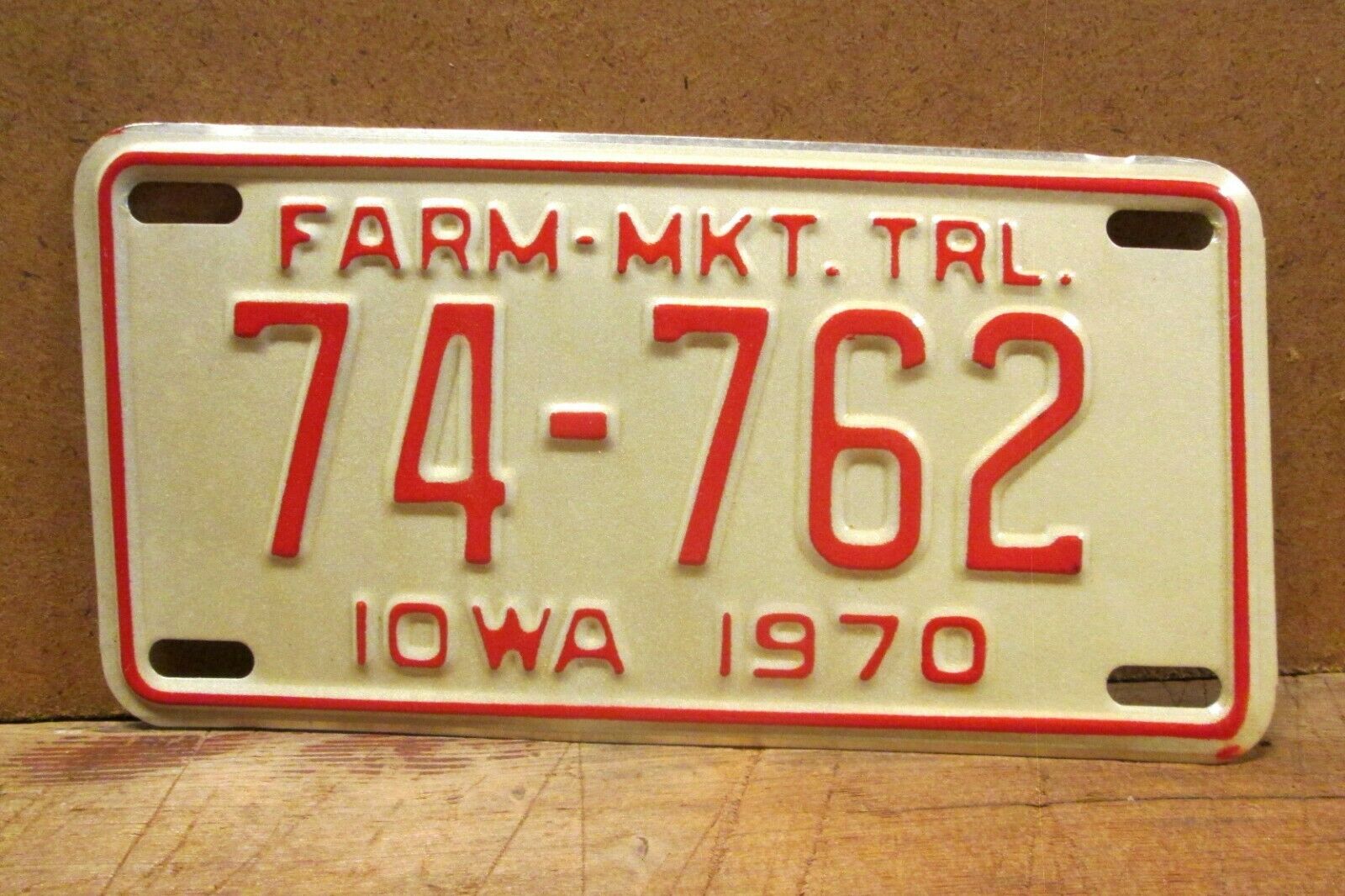 1970 Iowa Farm Trailer License Plate, 74-762, Never Used
