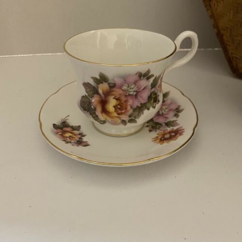 Vintage Royal Grafton Fine Bone China Made In England ~floral Tea Cup And Saucer