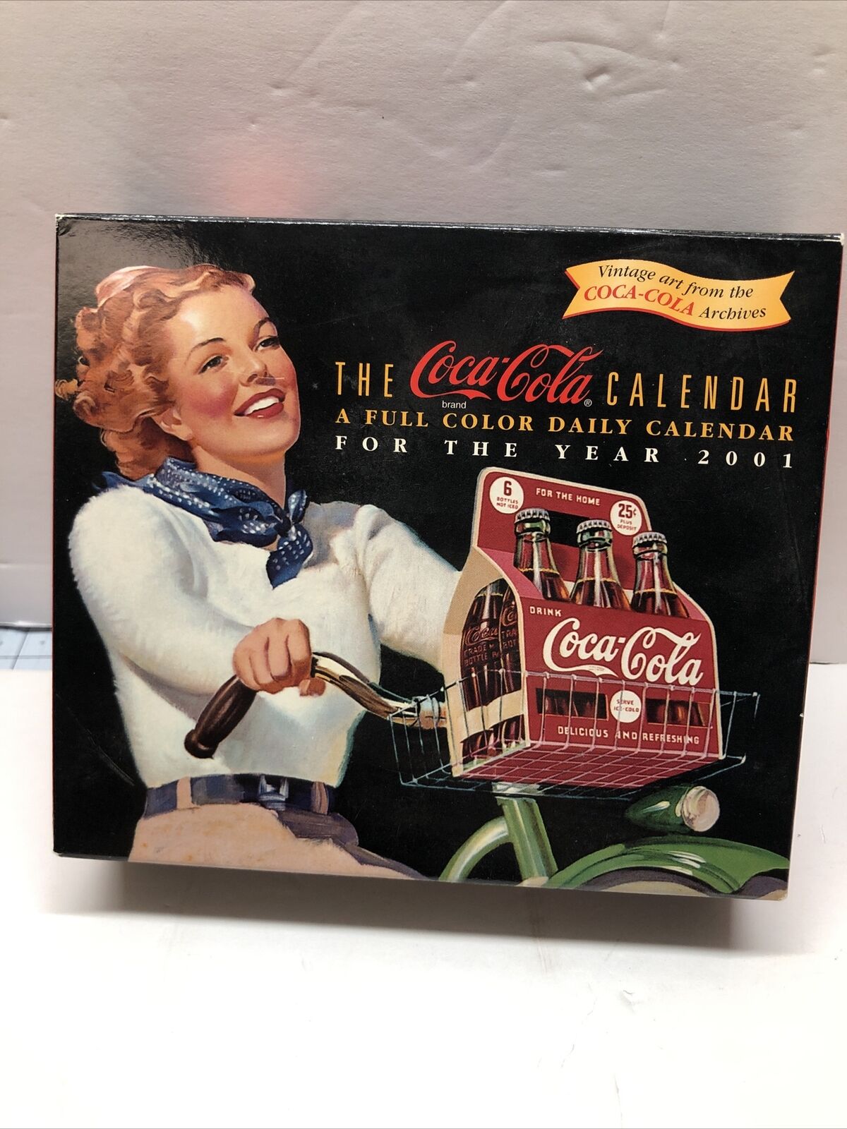 New Coca Cola 2001 Desk Top Calendar - Vintage / 19 Years Old