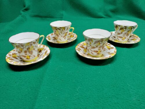 Royal Grafton Bone China  Cup & Saucer Set Of 4 Gold Trim And  Autumn Leaves
